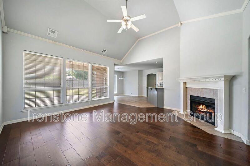 10204 E 101st St N - Photo 7 of 25