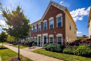 featured image of 1441 Laurel Park Dr