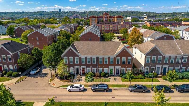 1441 Laurel Park Dr - Photo 5 of 42