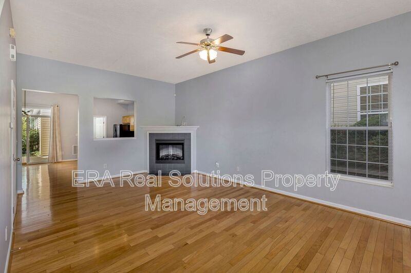 1441 Laurel Park Dr - Photo 7 of 42