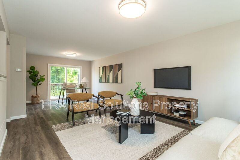 818 William Howard Taft Rd - Photo 2 of 15