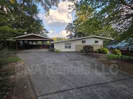 featured image of 3659 Ashwood Dr Se