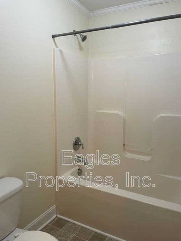 2725 Hatteras Dr - Photo 3 of 10