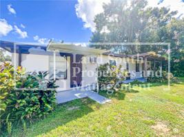 featured image of 1030 Lakewood Ct #2