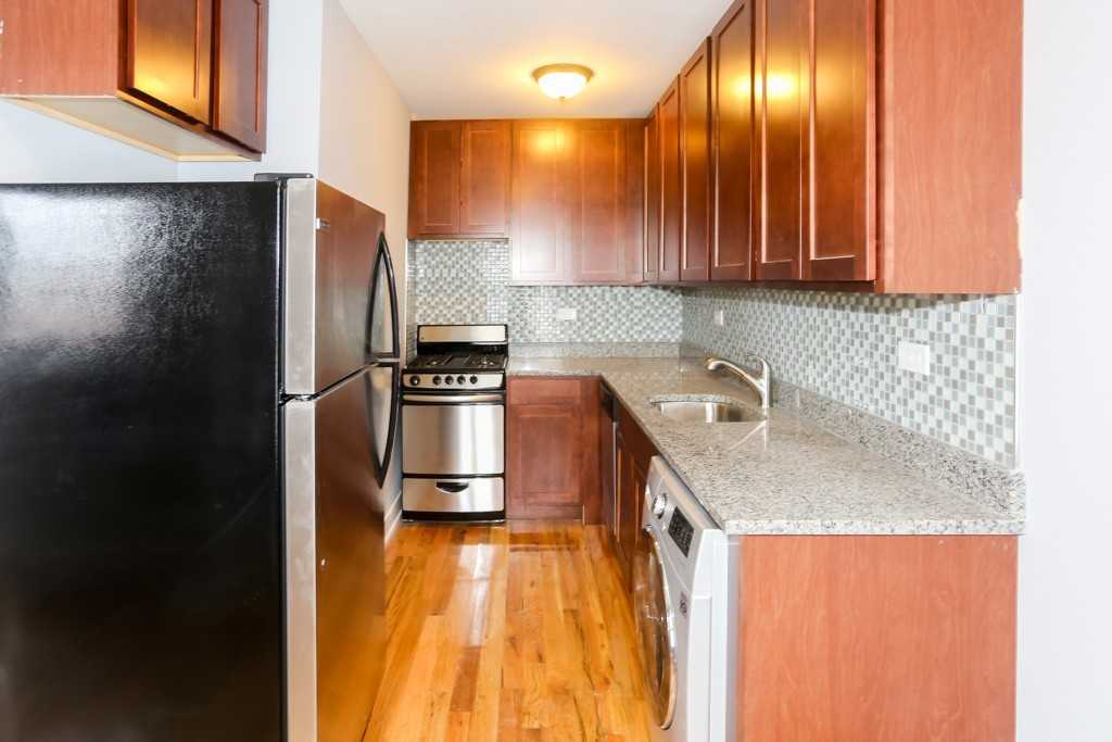 550 W Arlington Pl #708 - Photo 2 of 14