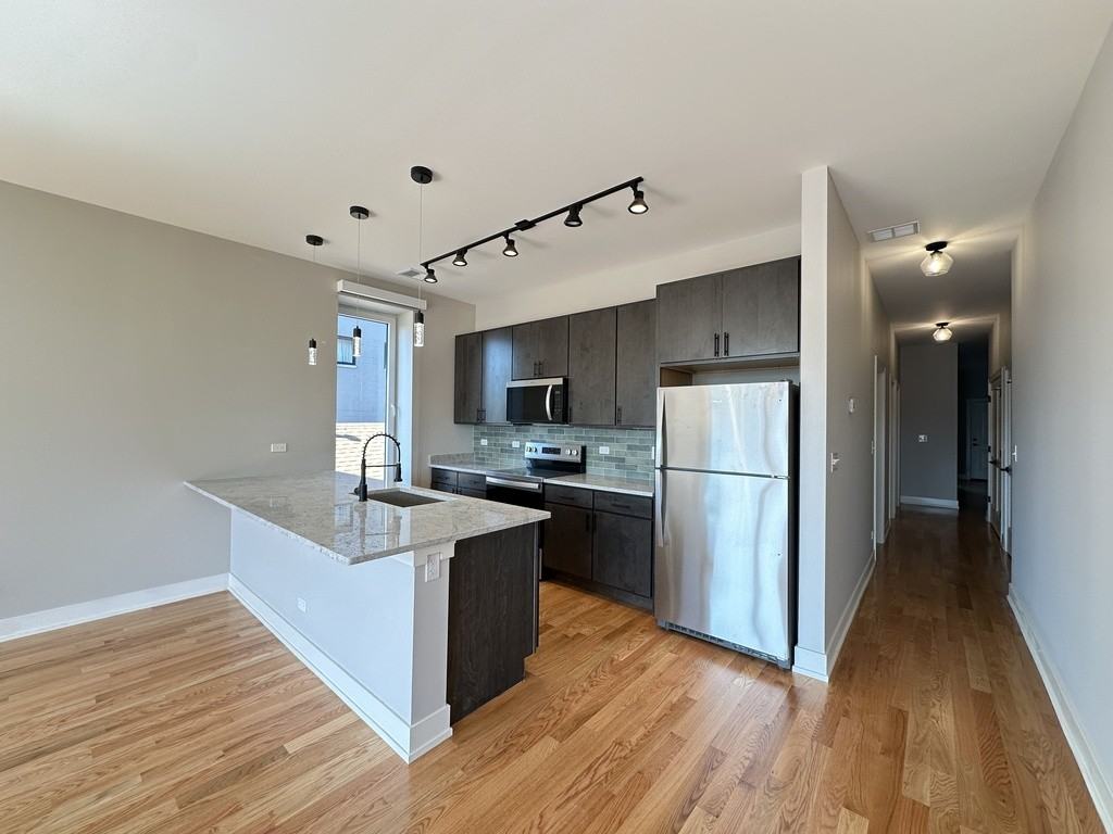 2100 West 18th Place #302 - Photo 2 of 21