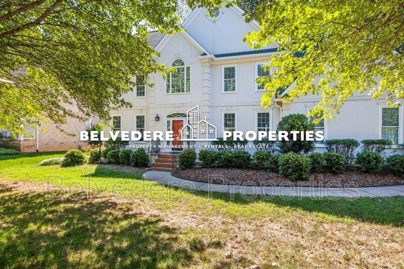 1403 Regents Park Ln - Photo 3 of 50