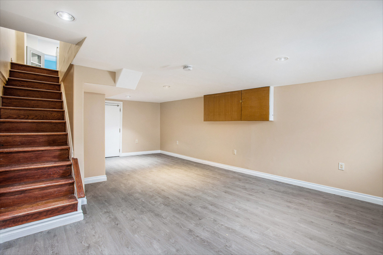 256-258 Park Street Fourplex - Photo 3 of 4