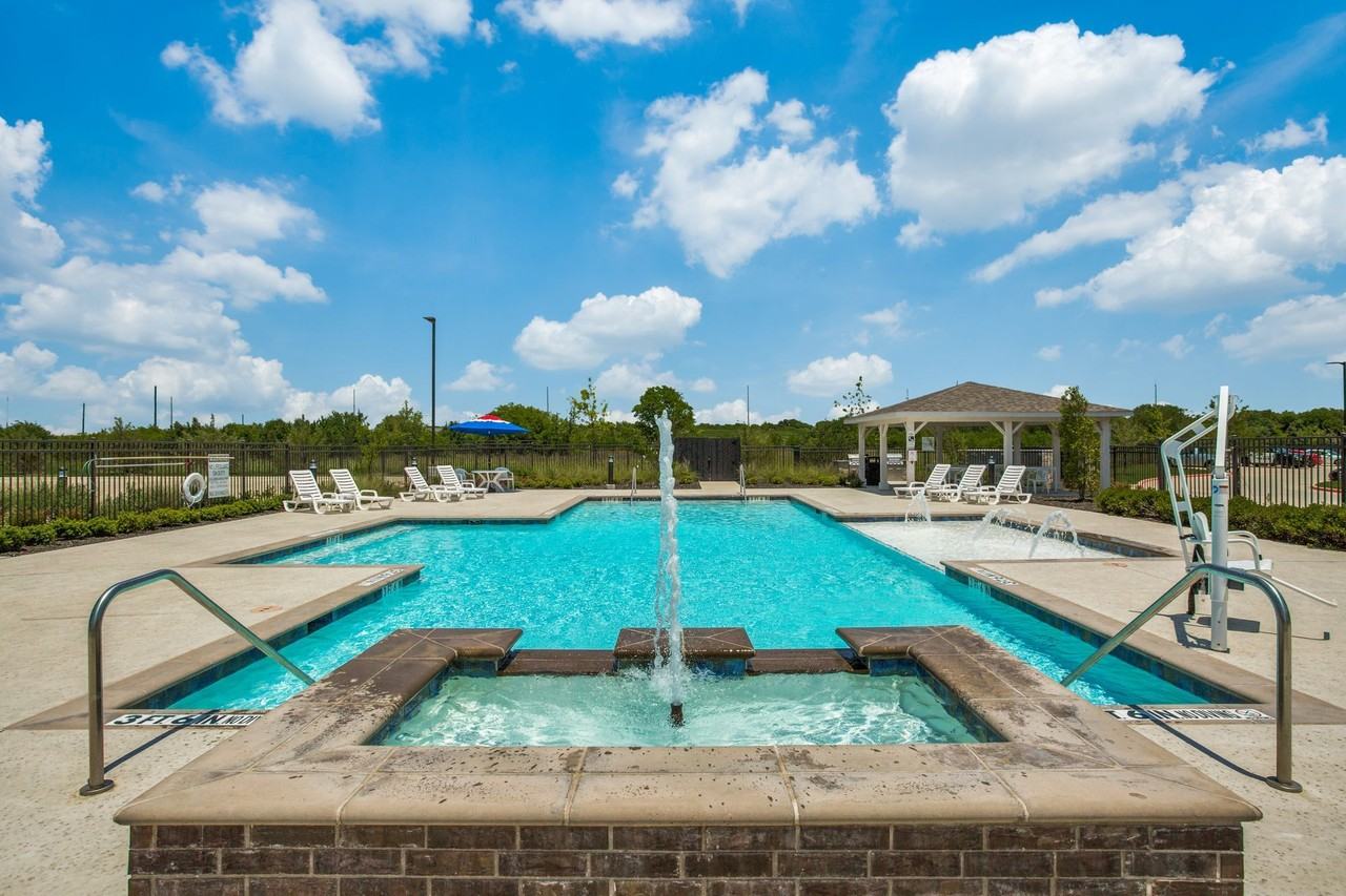 Palladium Denton - Photo 6 of 41