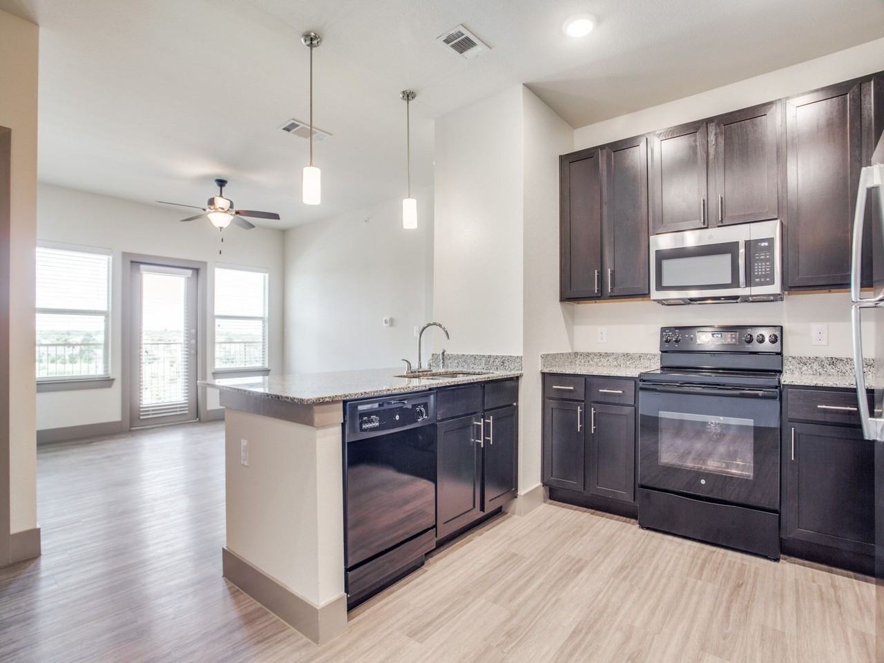 Palladium Fort Worth - Photo 2 of 18