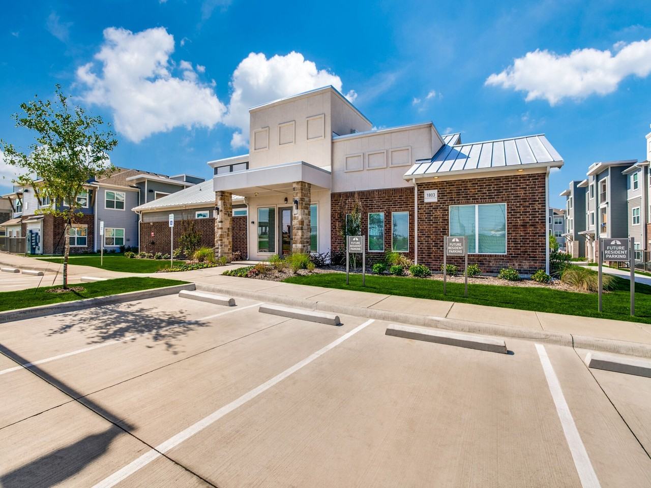 Palladium Farmersville - Photo 2 of 31