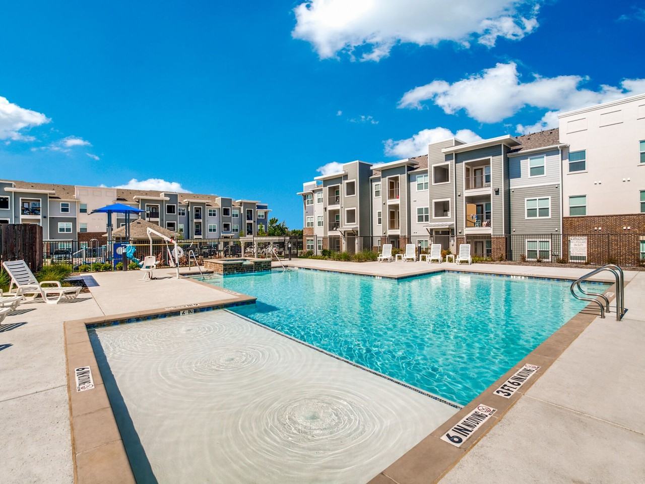 Palladium Farmersville - Photo 4 of 31