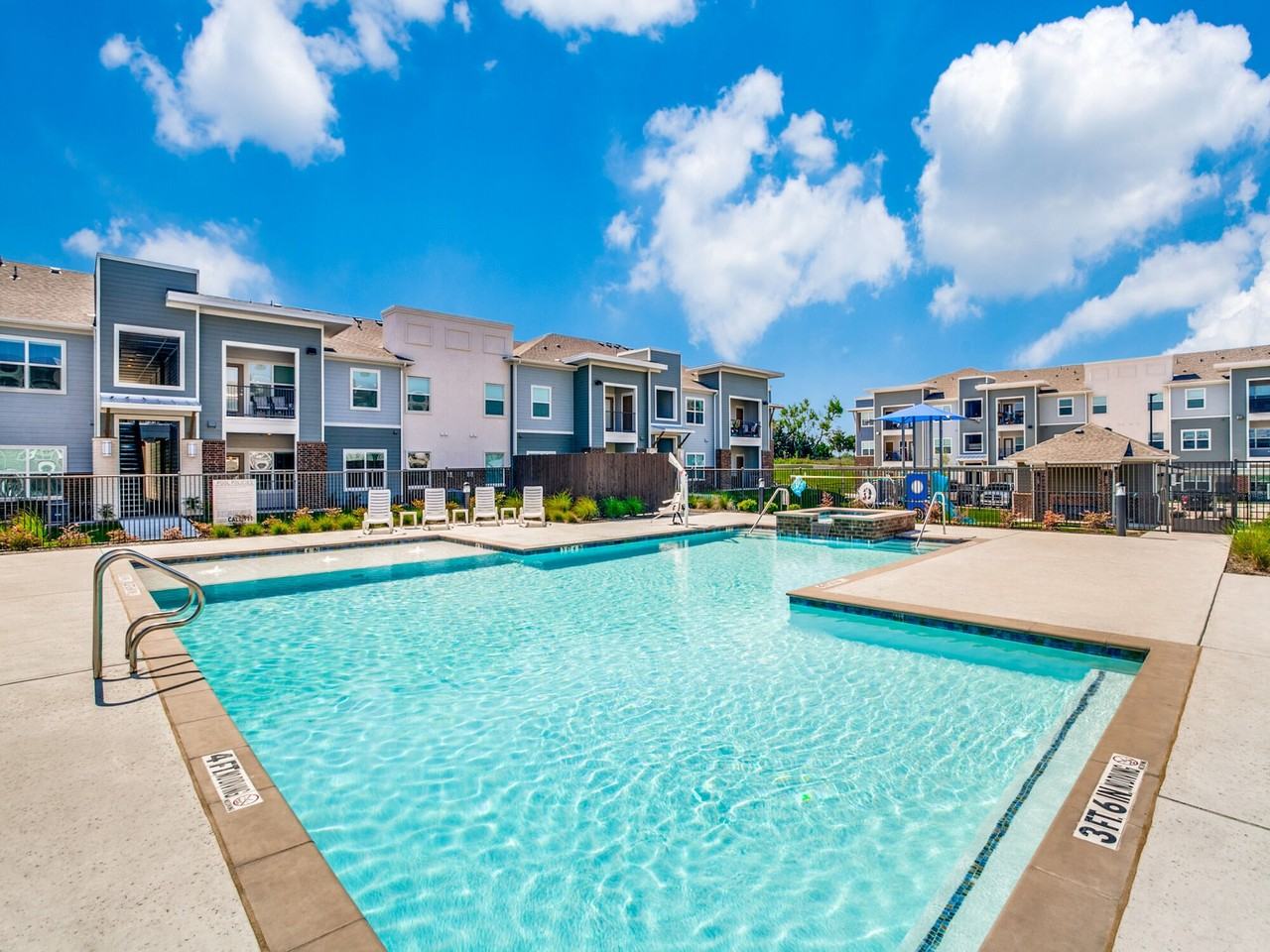 Palladium Farmersville - Photo 5 of 31