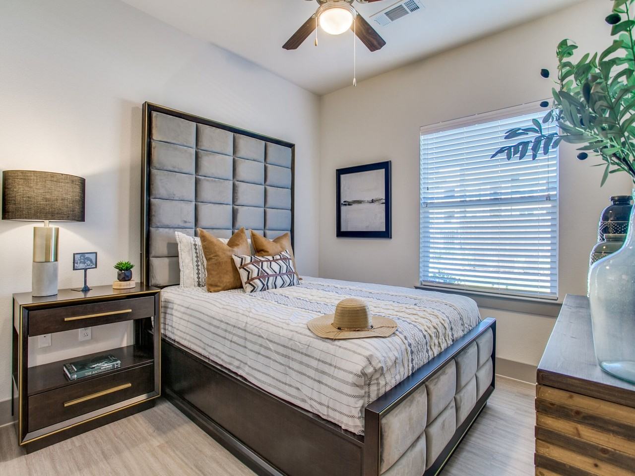 Palladium Farmersville - Photo 5 of 30