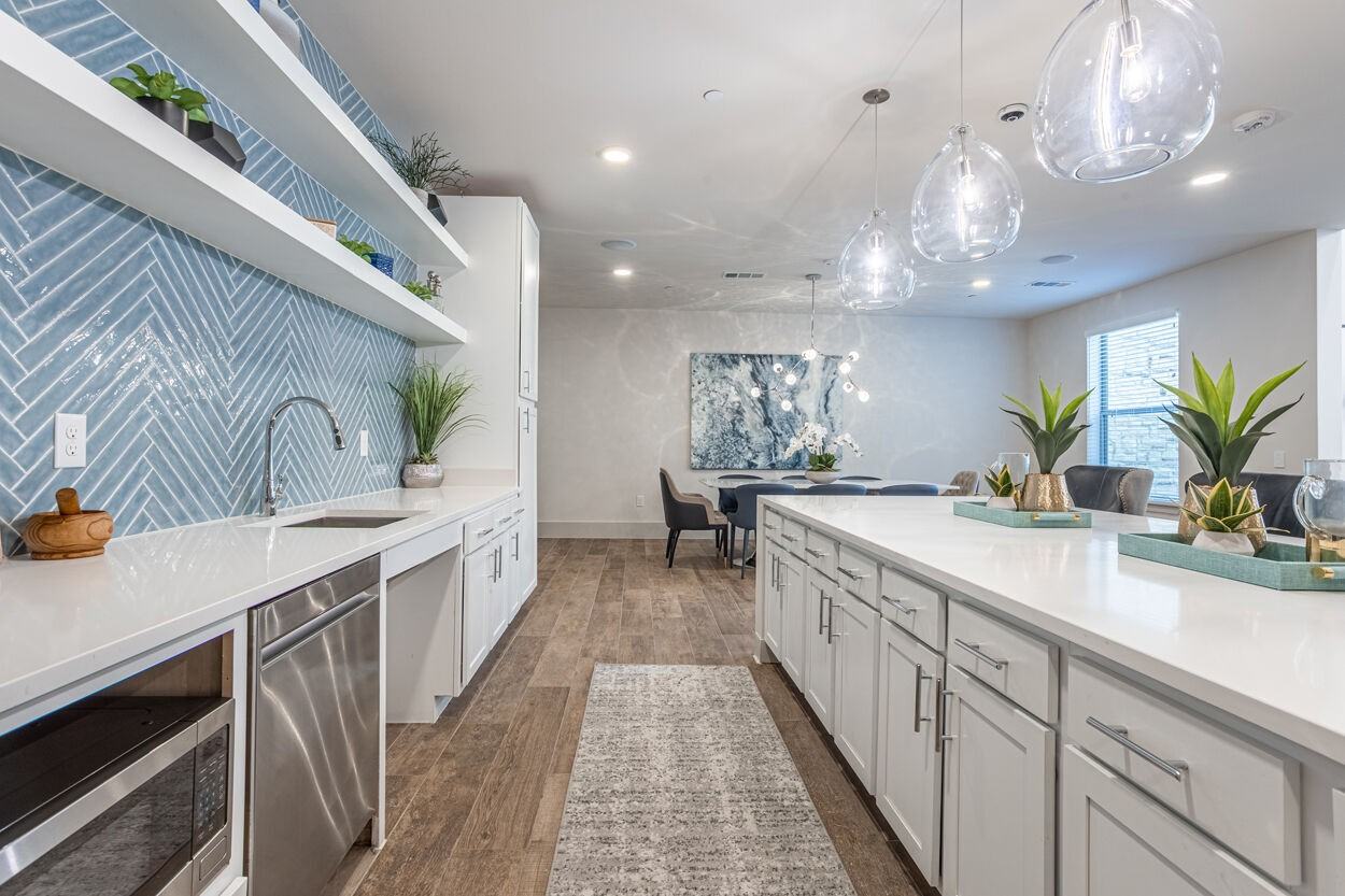 Palladium East Berry Street - Photo 7 of 48