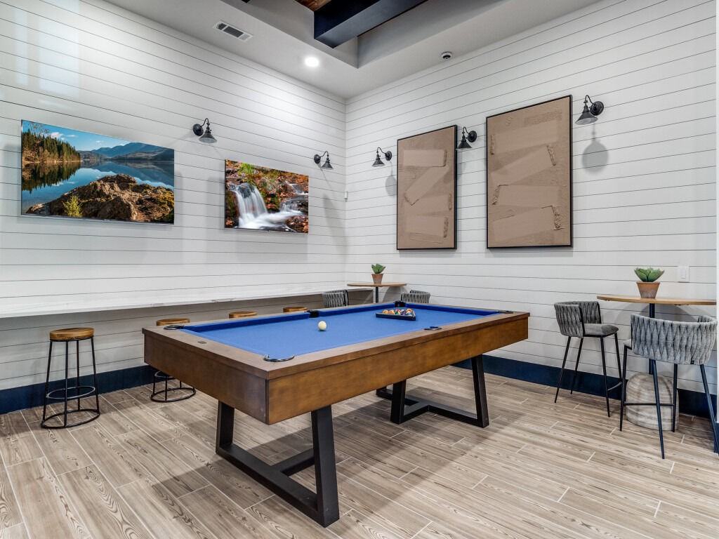 Palladium Crestway - Photo 4 of 24