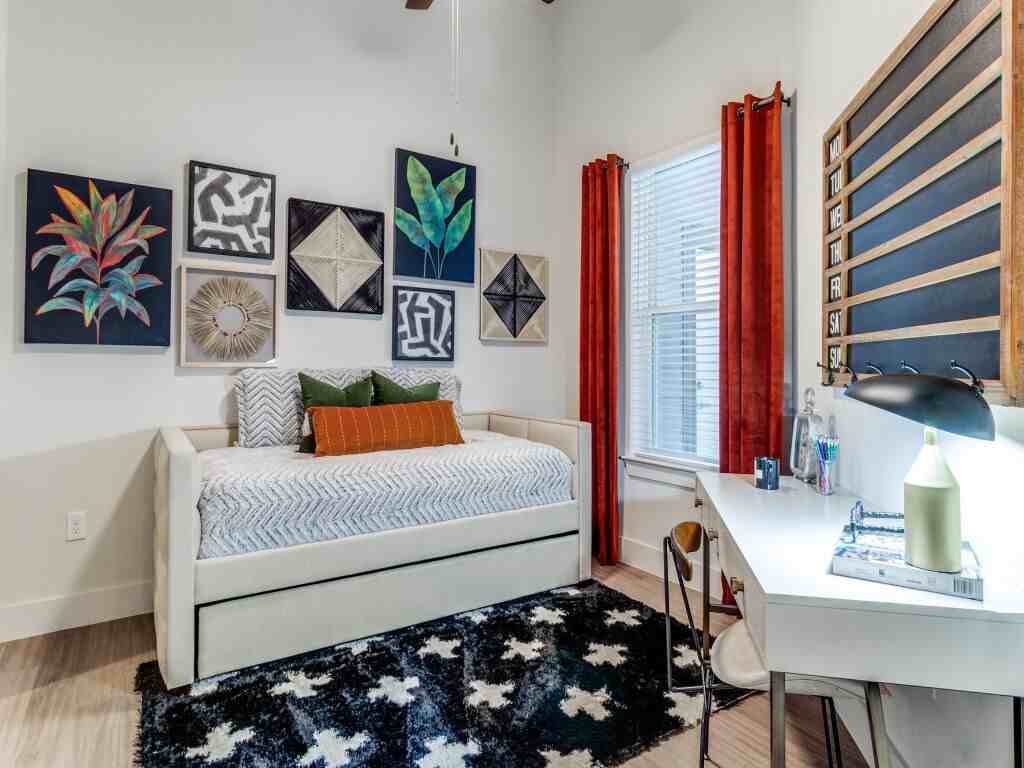 Palladium City Skyline - Photo 7 of 26