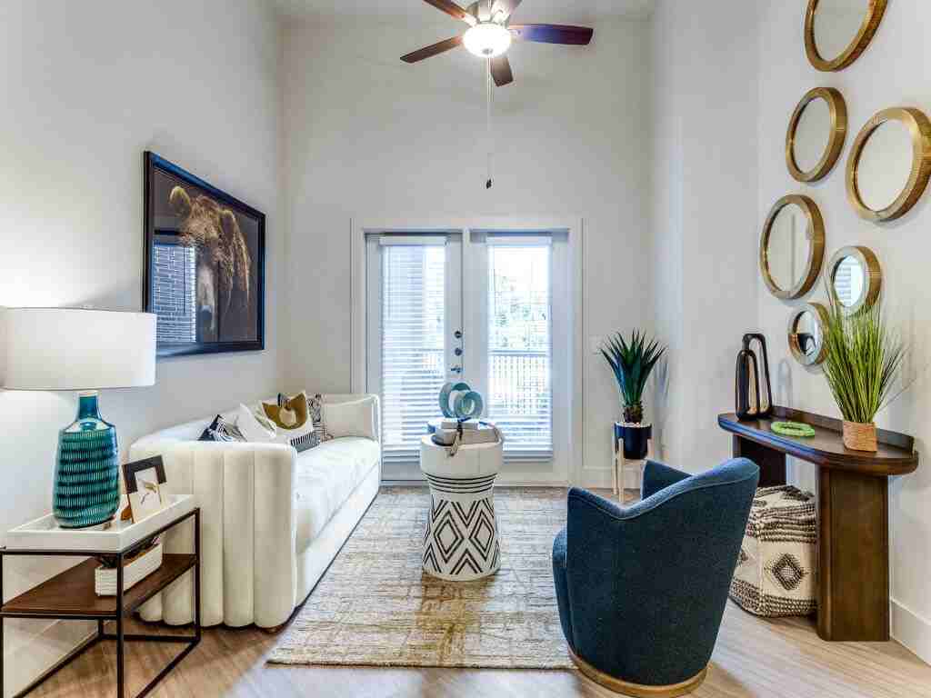 Palladium San Antonio - Photo 3 of 23