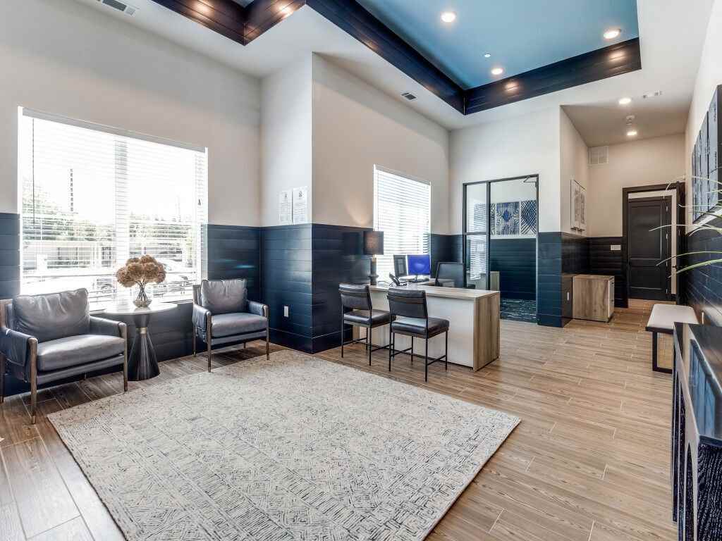 Palladium Canyon Park - Photo 5 of 27