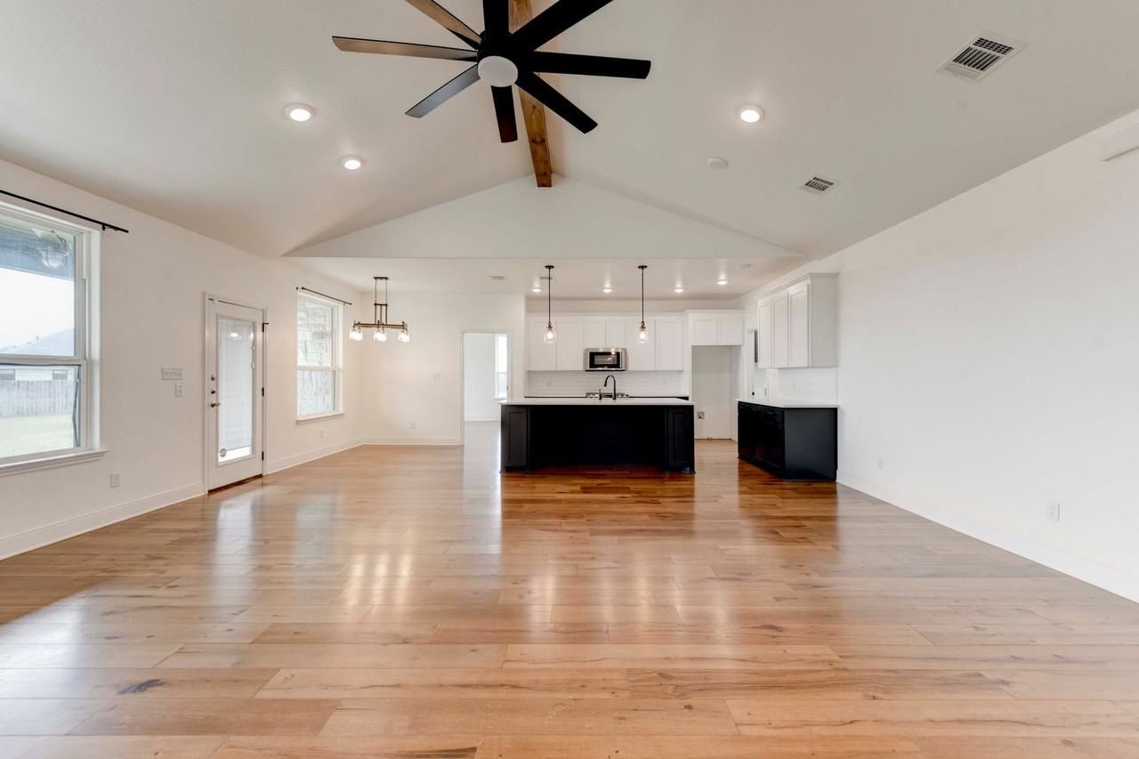 5407 Hollow Ranch Ct - Photo 6 of 23