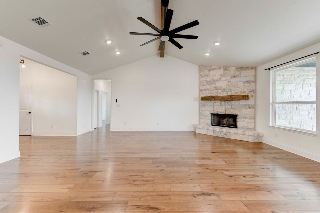 5407 Hollow Ranch Ct - Photo 7 of 23