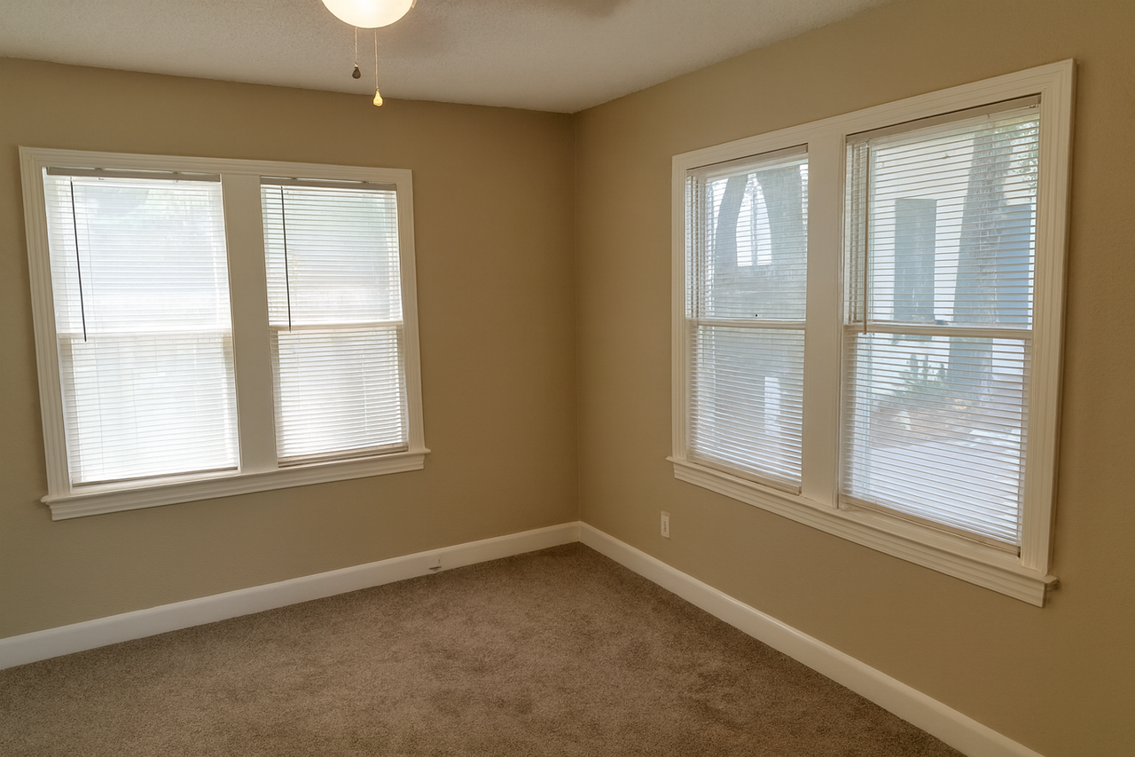 110 E 30th St - Photo 5 of 17