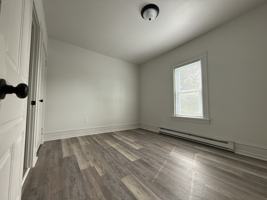 featured image of 736 E King St