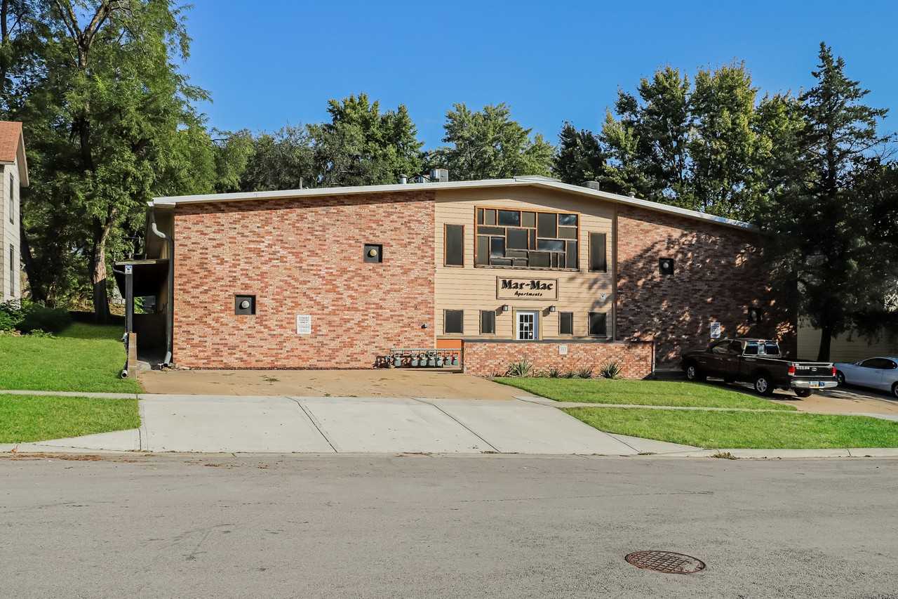 Mar-Mac Apartments - Photo 3 of 20