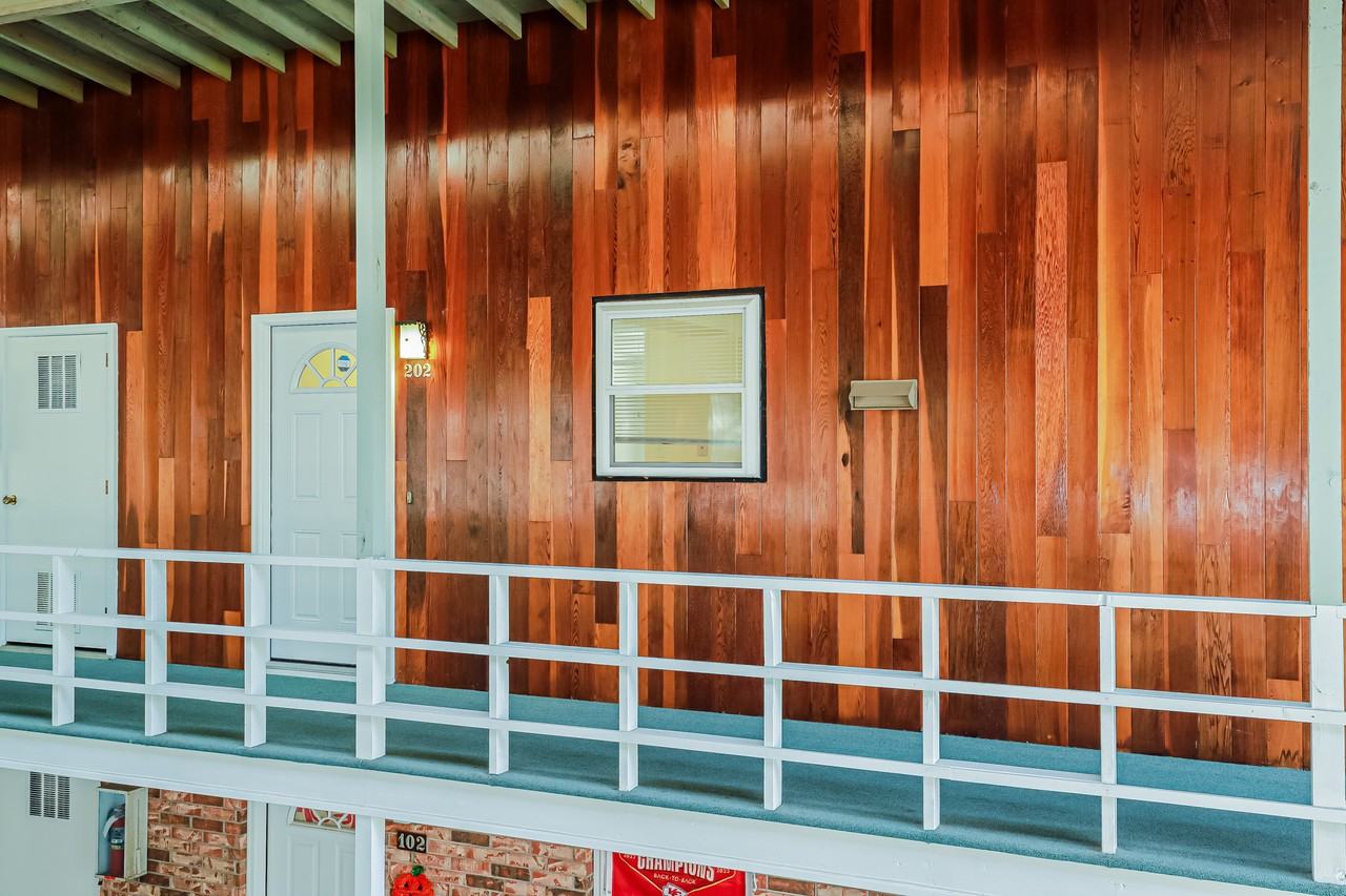 Mar-Mac Apartments - Photo 4 of 20