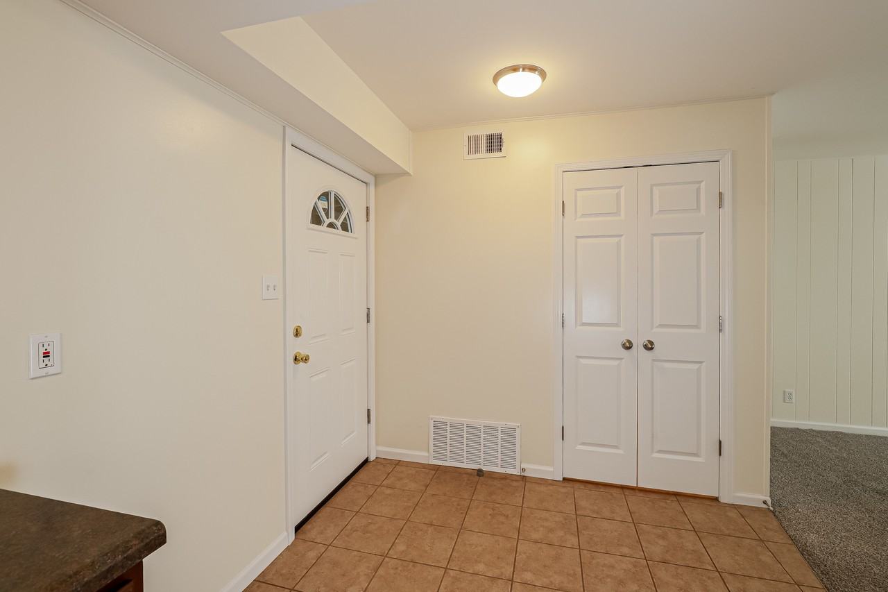 Mar-Mac Apartments - Photo 7 of 20