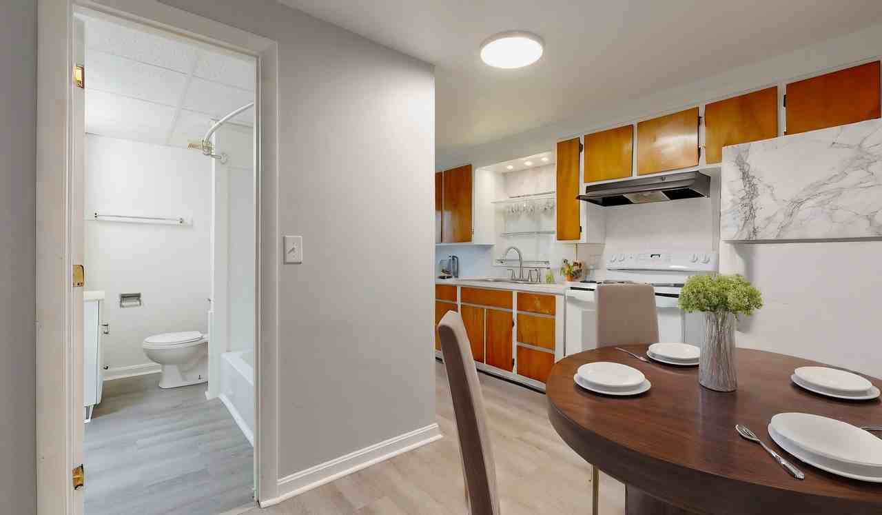 7-9 Bell Street - Photo 2 of 19