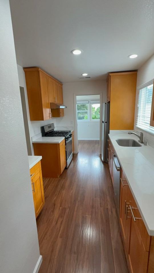 1509 S B St - Photo 5 of 20