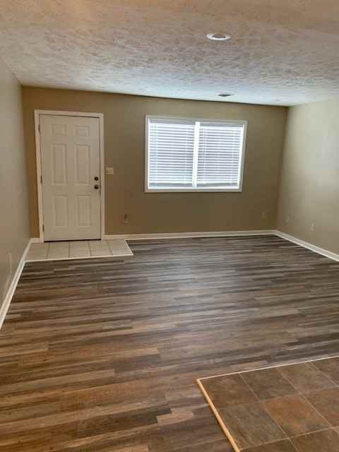 415 Packing House Road - Photo 3 of 10