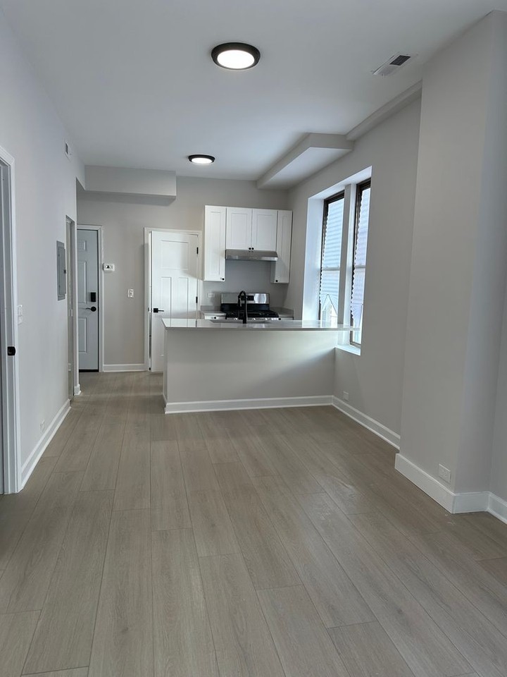 1210 W. Lexington - Photo 2 of 21