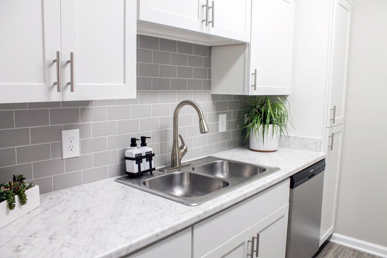 12th & James Luxury Apartments - Photo 4 of 17