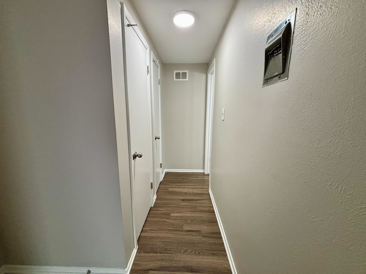 Jefferson Park Apartments – Studio, 1 & 2 Bedroom Homes in Denver’s Jefferson Park Neighborhood & Designated Parking!! - Photo 6 of 13