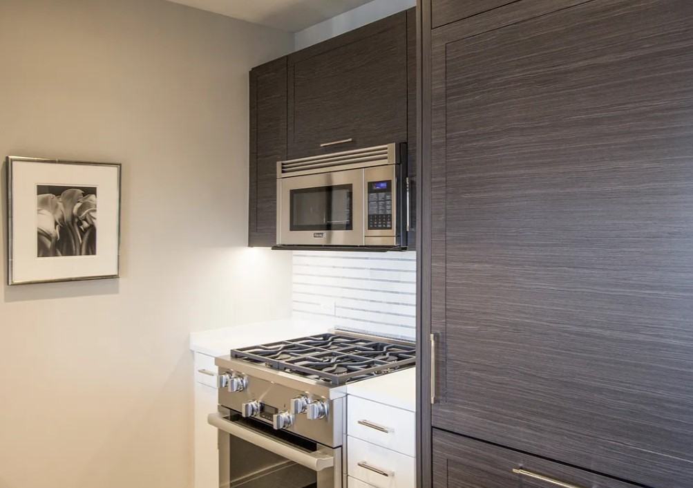 551 10th Ave #34G - Photo 4 of 16