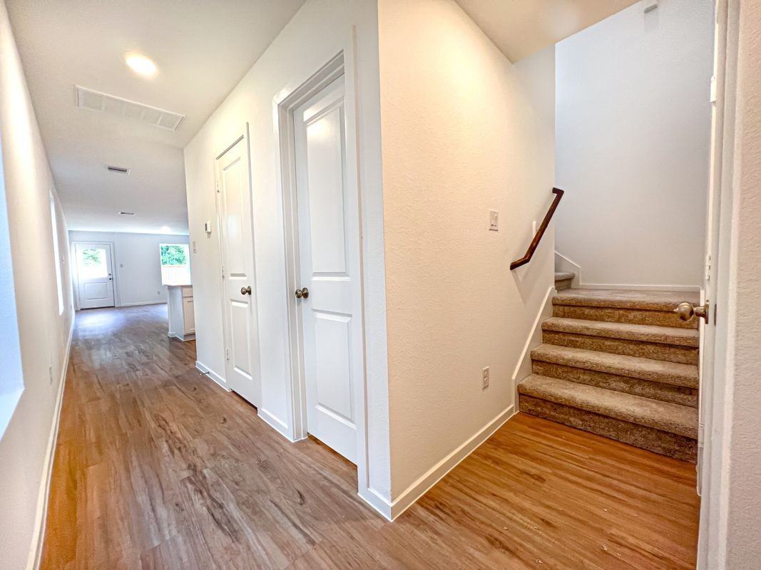 21479 Carosella Dr - Photo 2 of 28