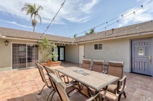 featured image of 2215 Angelcrest Dr