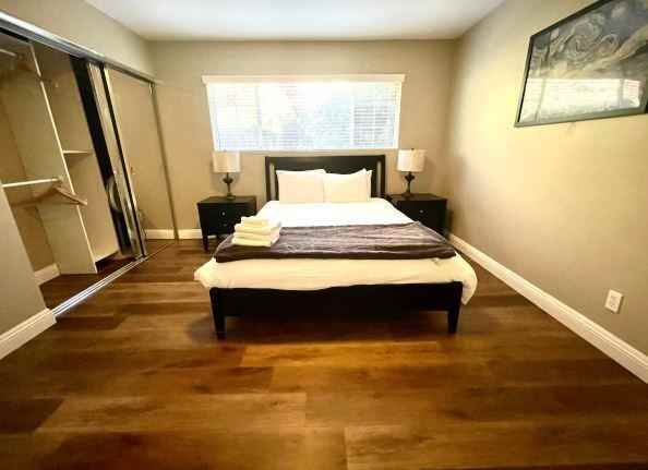 2215 Angelcrest Dr - Photo 3 of 11