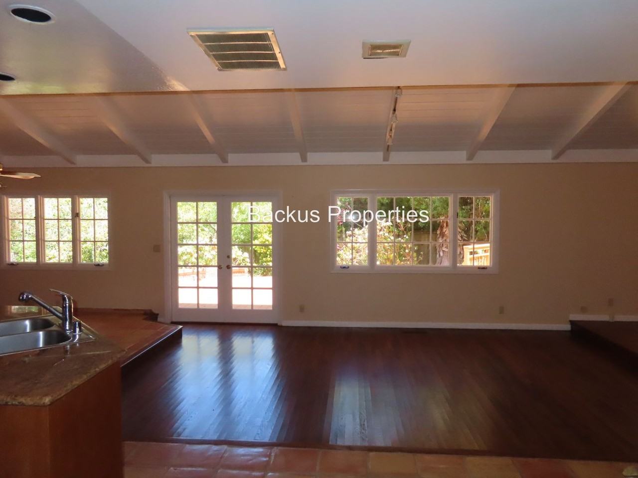 1159 Lookout Rd - Photo 3 of 31