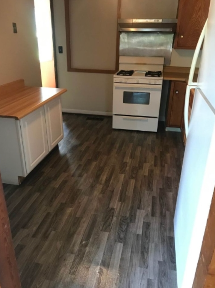 2809 West 18th Street - Photo 2 of 6