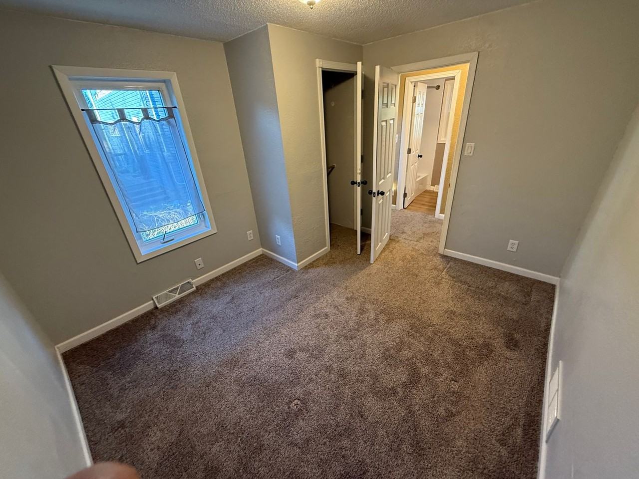 25 9th St - Photo 4 of 19