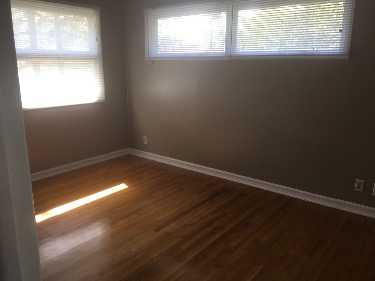 1108 W Nettleton Ave - Photo 5 of 9