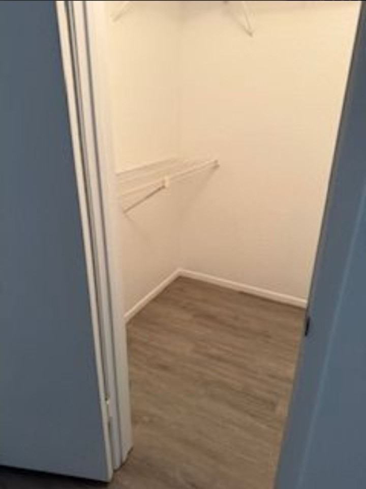 974 Leeward Pl - Photo 7 of 50