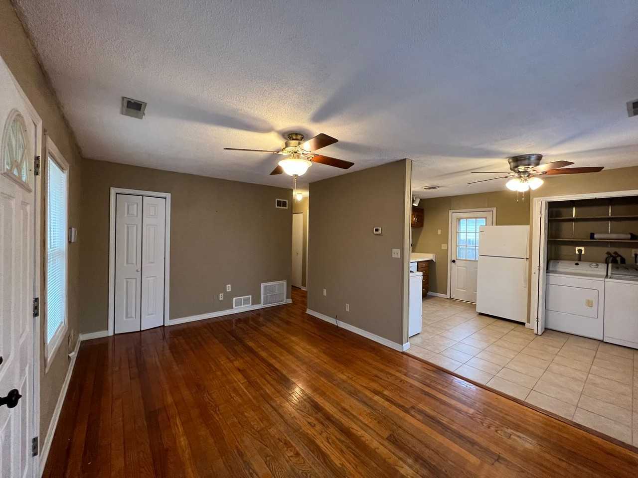 2216 Blaker Dr - Photo 3 of 11