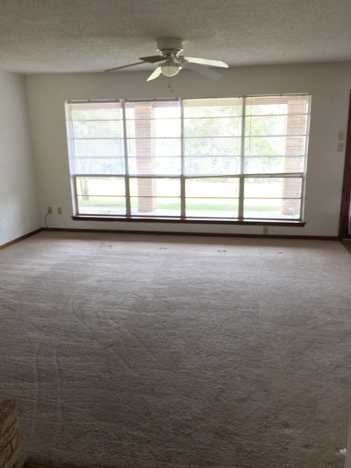 1311 High Chapparal Dr - Photo 3 of 21