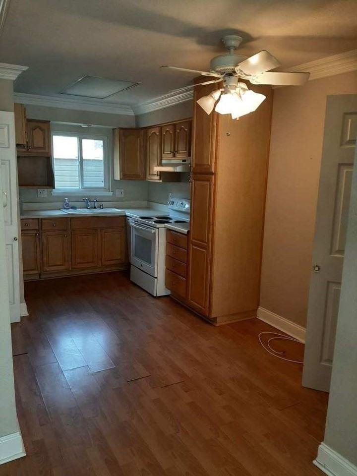 10189 Holburn Dr - Photo 3 of 11