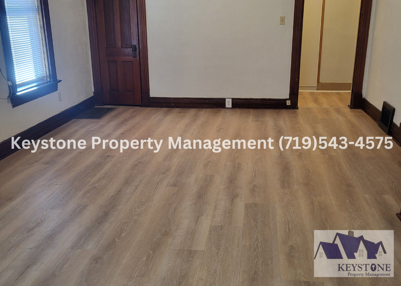 2324 Cedar St - Photo 5 of 20