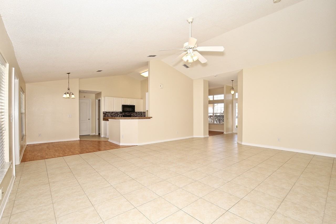 1804 Peace Pl - Photo 5 of 15